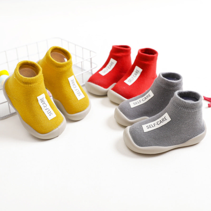 ZAPATOS ANTIDESLIZANTES PARA BEBÉS
