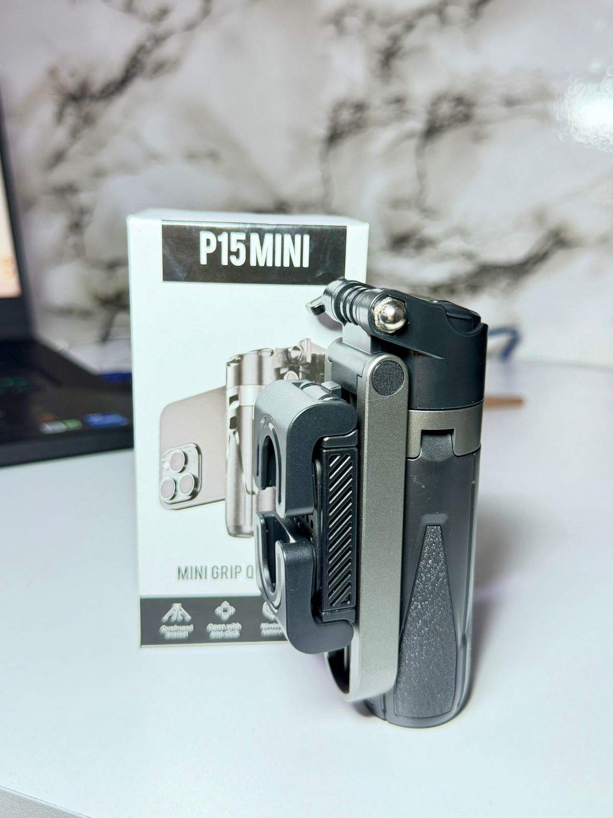 MINI TRÍPODE PRO 5 EN 1™ 📱 Cabe en tu bolsillo y te acompaña a todas partes.