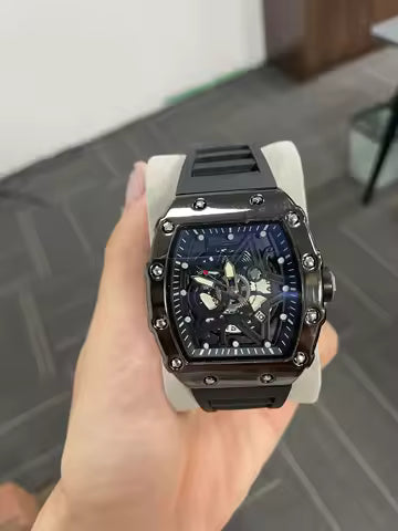 🕰️ Richard Mille RM 002-V2 Tourbillon|Precisión futurista. Ingeniería de élite. Lujo sin compromisos.
